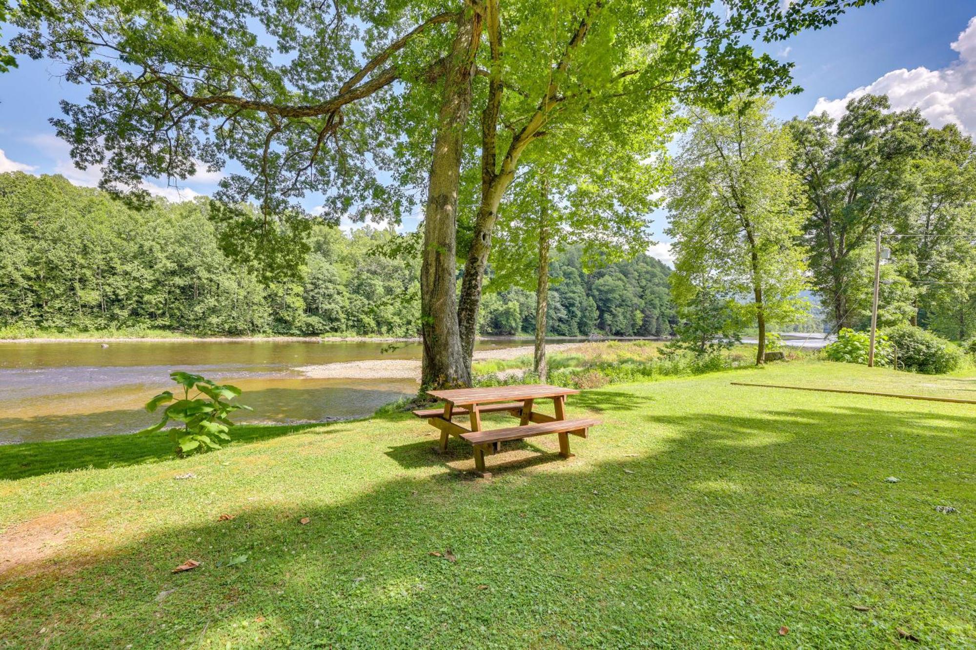 Charming Parsons Cabin With Grill On The Cheat River Buitenkant foto